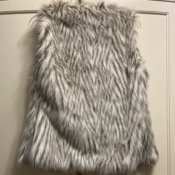 Say What Faux Fur vest S - Picture 7 of 8